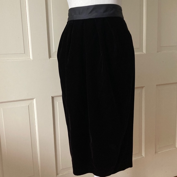 Vintage 90's Black Velvet Suit by Depeche Mode - Picture 9 of 12